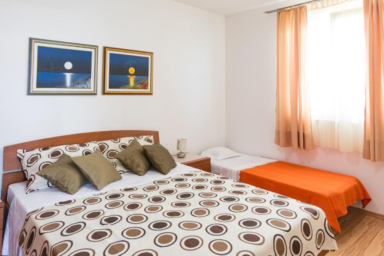 Apartments Veronika باغ المظهر الخارجي الصورة