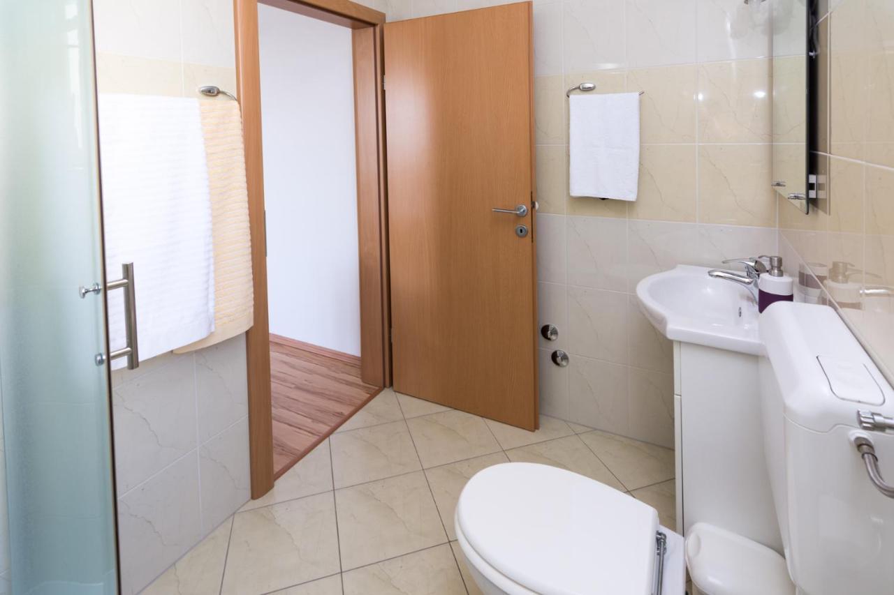 Apartments Veronika باغ المظهر الخارجي الصورة