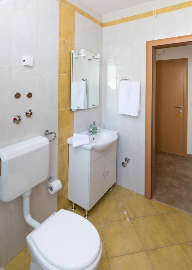 Apartments Veronika باغ المظهر الخارجي الصورة