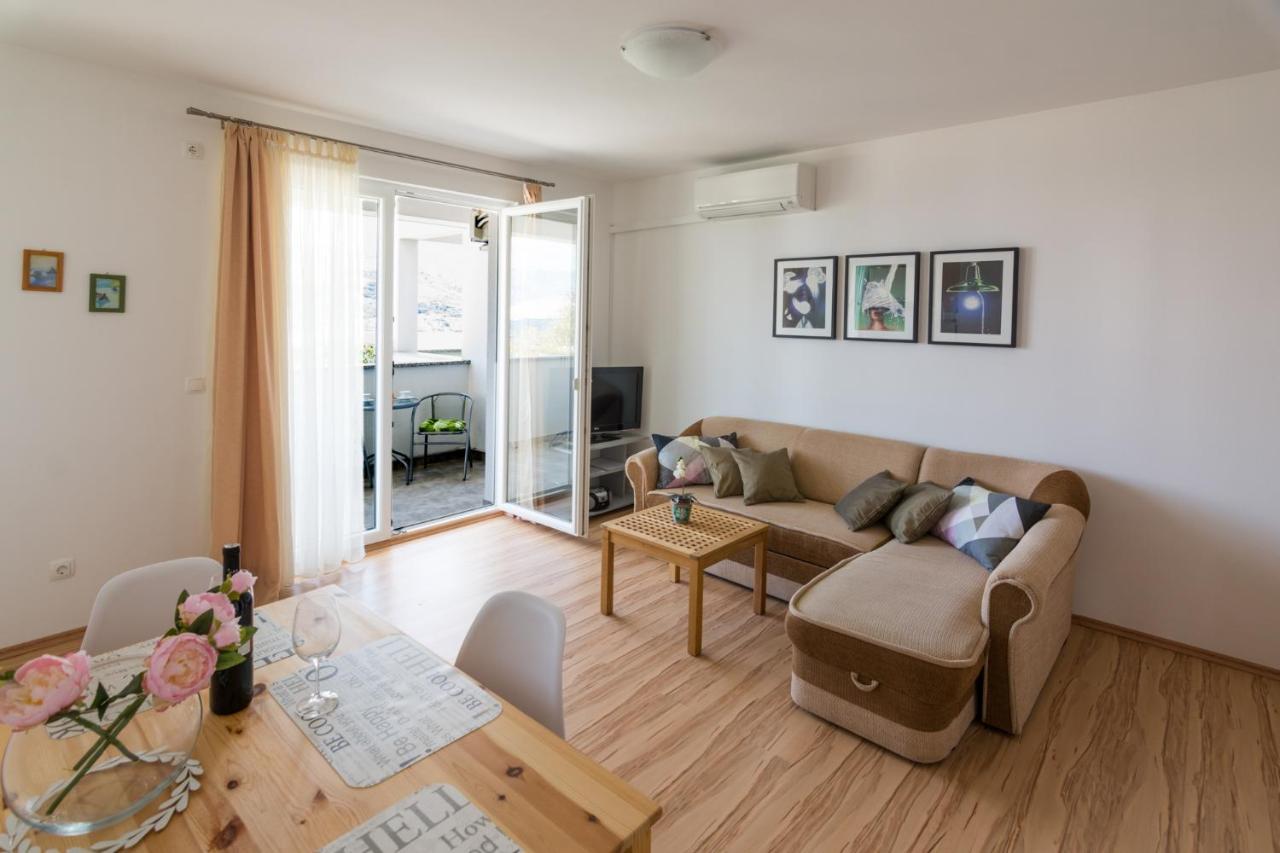 Apartments Veronika باغ المظهر الخارجي الصورة
